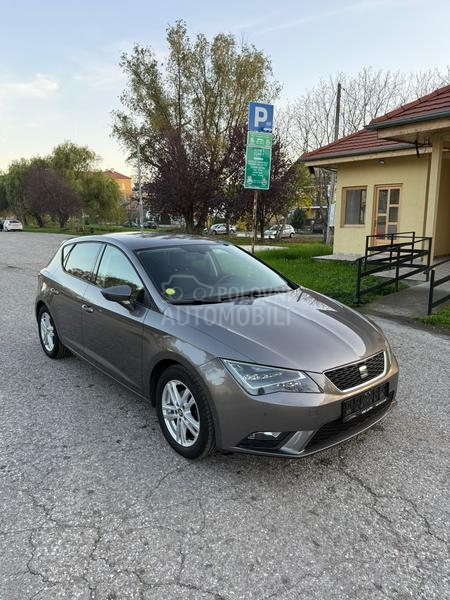 Seat Leon 1.6TDI/KAMERE/MATRIX