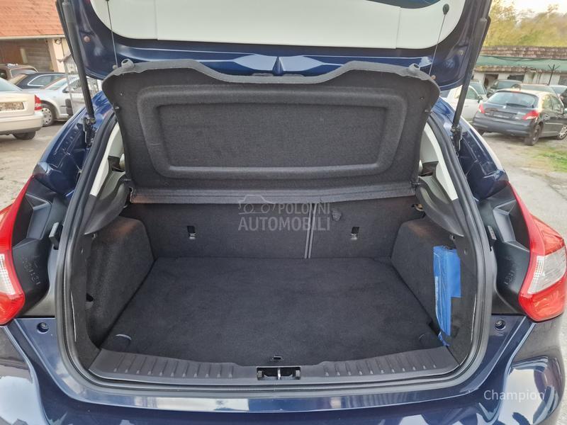 Ford Focus /// Trend Line ///