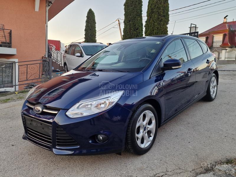 Ford Focus /// Trend Line ///