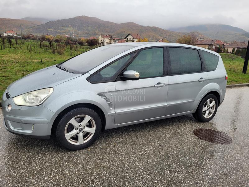 Ford S-Max 