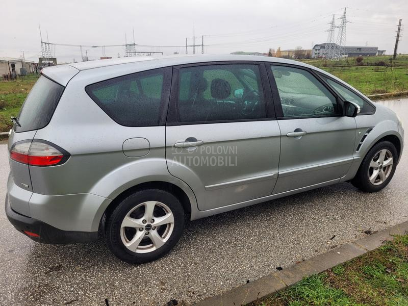 Ford S-Max 
