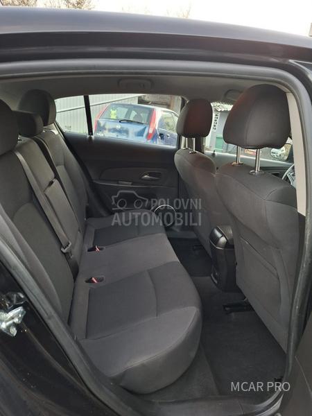 Chevrolet Cruze a u t o m a t i k