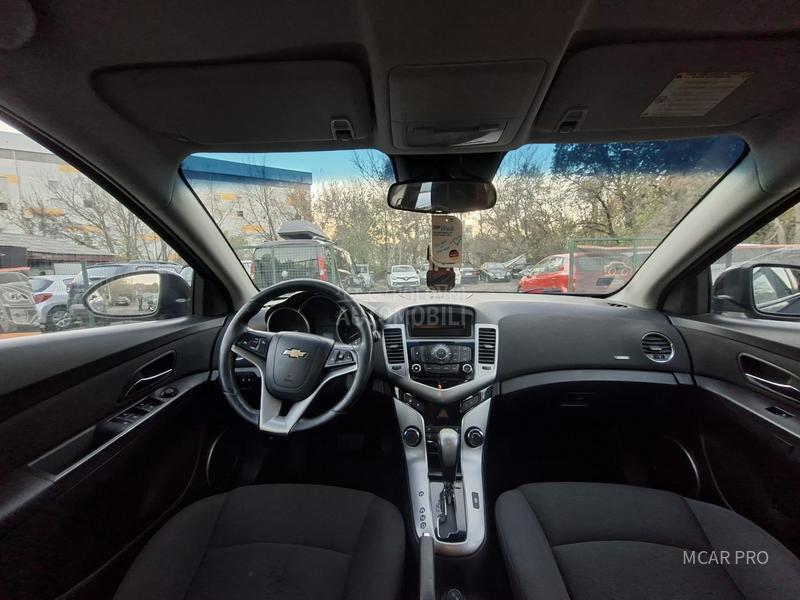 Chevrolet Cruze a u t o m a t i k