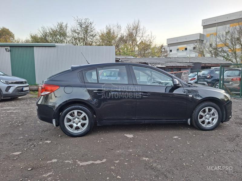 Chevrolet Cruze a u t o m a t i k