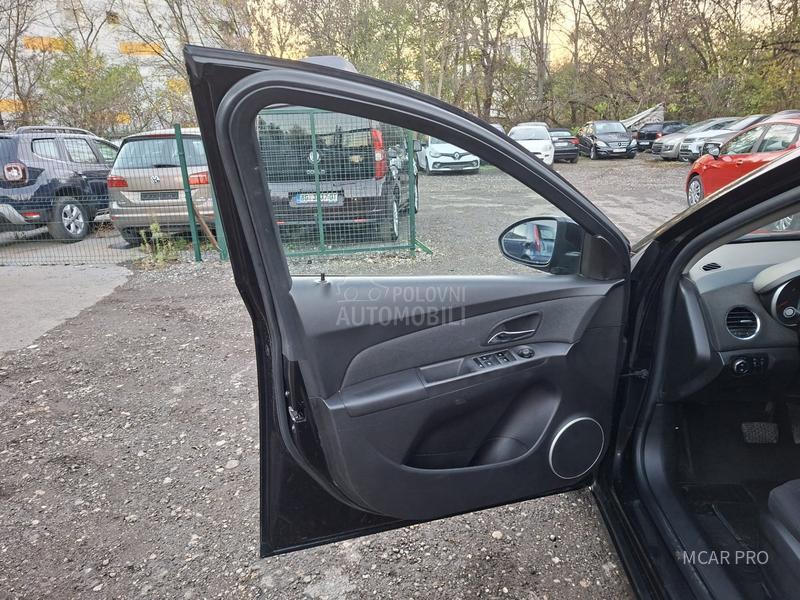 Chevrolet Cruze a u t o m a t i k