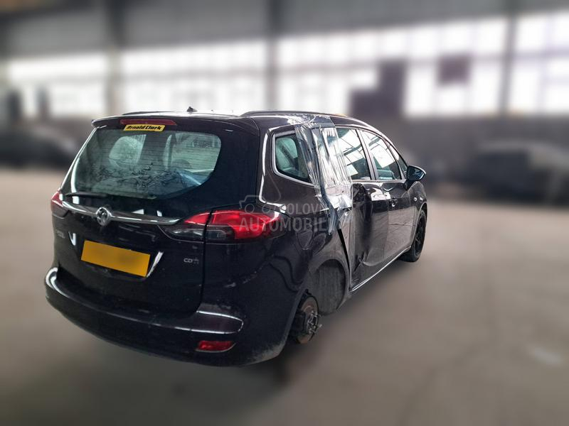 Opel Zafira 2.0 A20DT 2015. god. -  kompletan auto u delovima