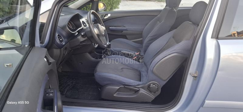 Opel Corsa D 
