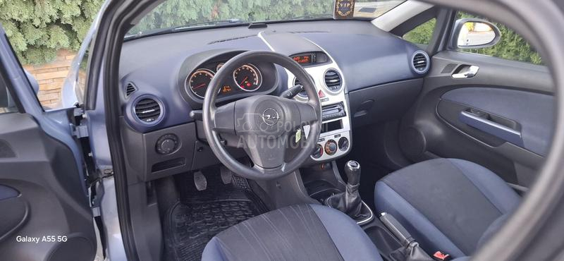 Opel Corsa D 