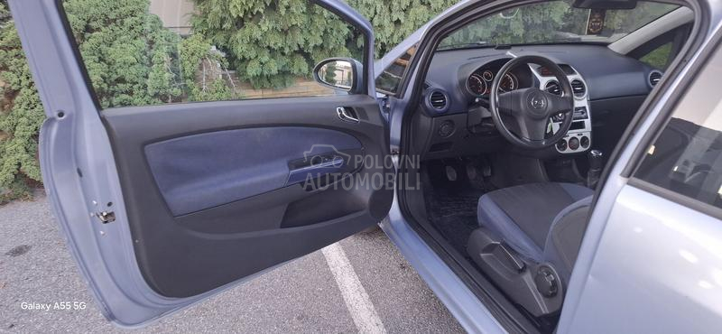 Opel Corsa D 