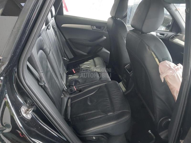 Audi Q5 2.0 CGLB 2011. god. -  kompletan auto u delovima