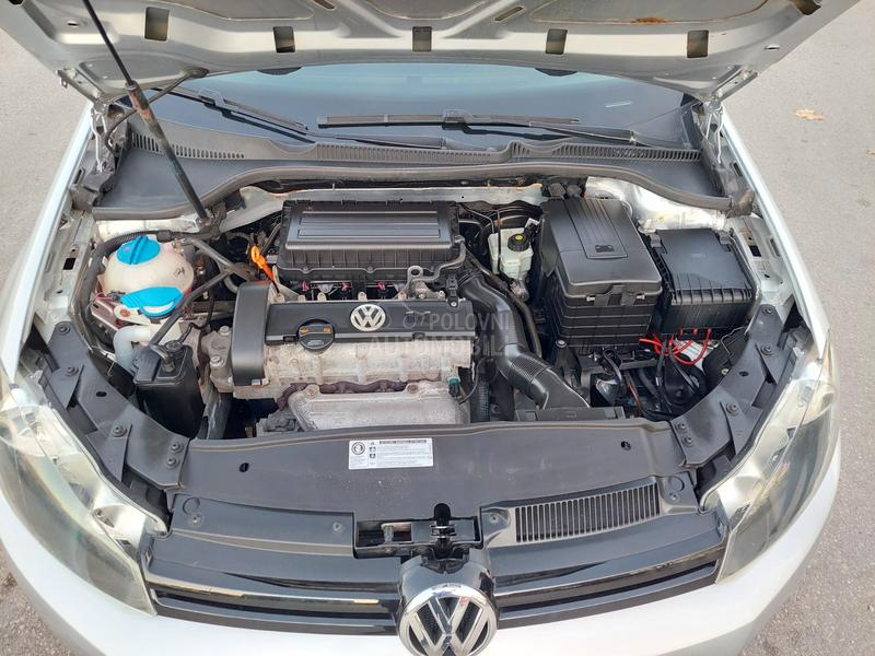 Volkswagen Golf 6 1.4 16v 59k.w.