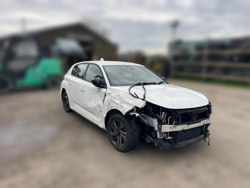 Peugeot 308 1.5 YH01 2022. god. -  kompletan auto u delovima