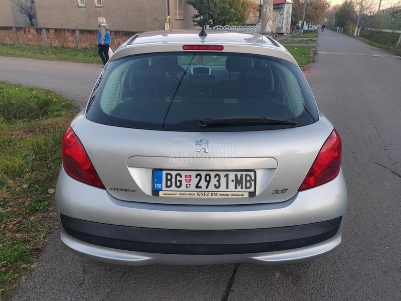 Peugeot 207 