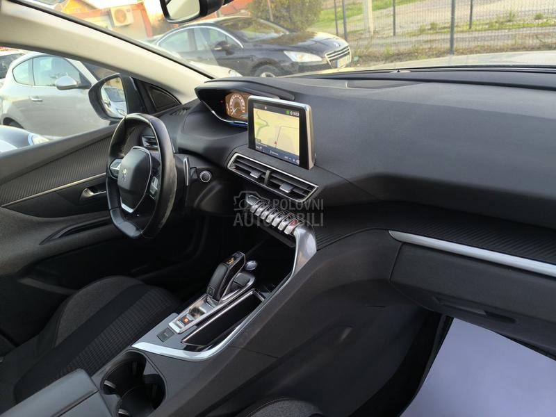 Peugeot 3008 1.5 bluehdi N A V I
