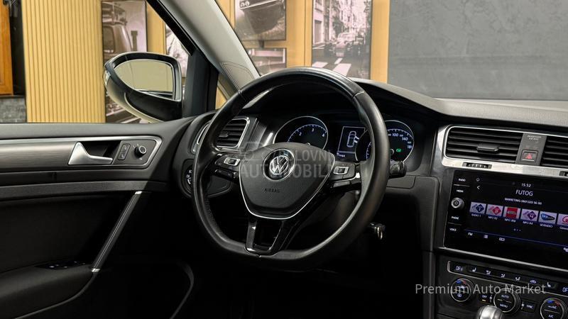 Volkswagen Golf 7 //1.6 TDI/DSG/LED