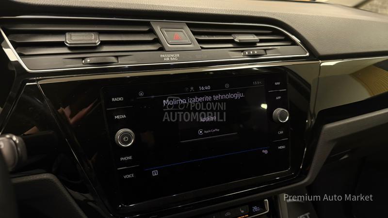 Volkswagen Touran //2.0 TDI/R-LINE/NOV