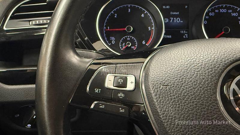 Volkswagen Touran //2.0 TDI/R-LINE/NOV