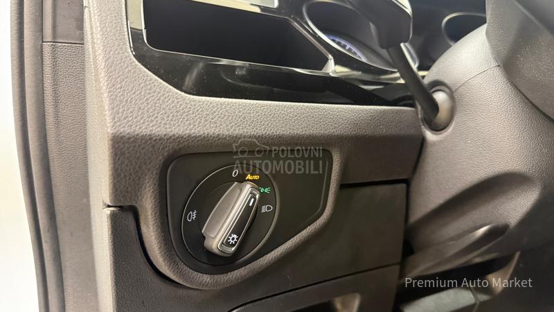 Volkswagen Touran //2.0 TDI/R-LINE/NOV