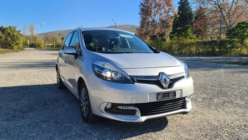 Renault Scenic 1.5 DCI