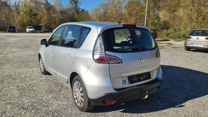 Renault Scenic 1.5 DCI