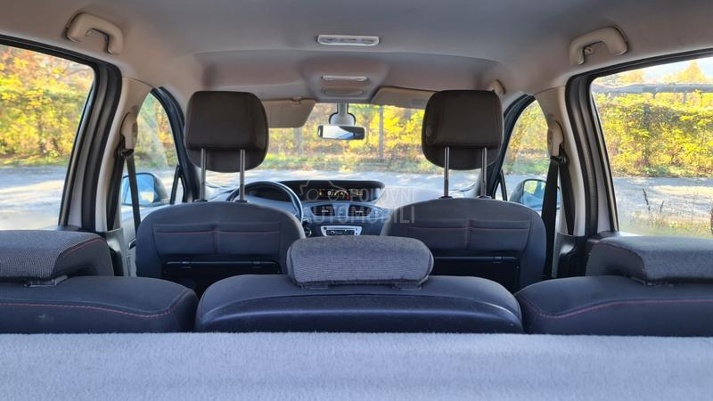 Renault Scenic 1.5 DCI