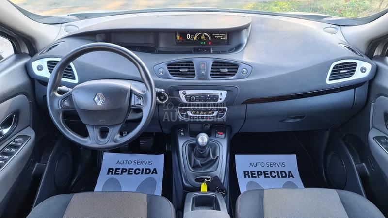 Renault Scenic 1.5 DCI