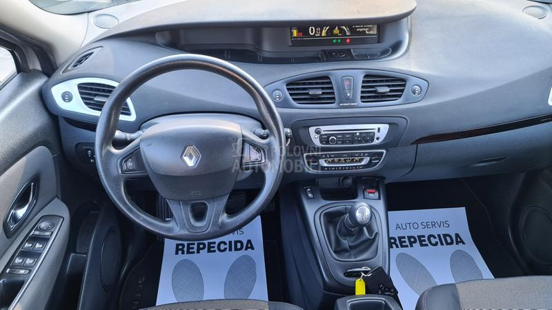 Renault Scenic 1.5 DCI