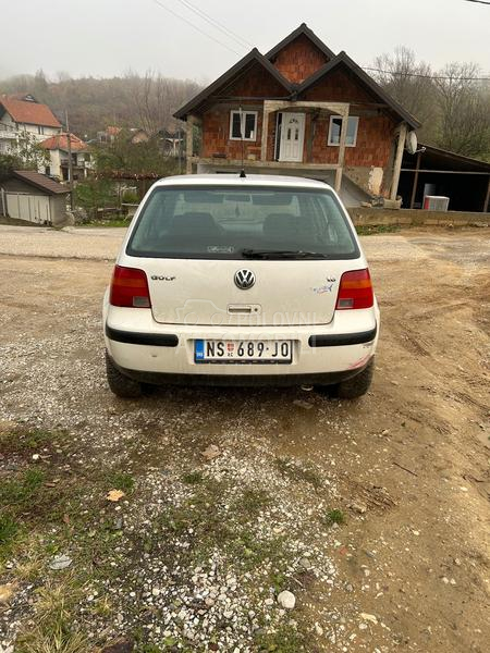 Volkswagen Golf 4 1.6