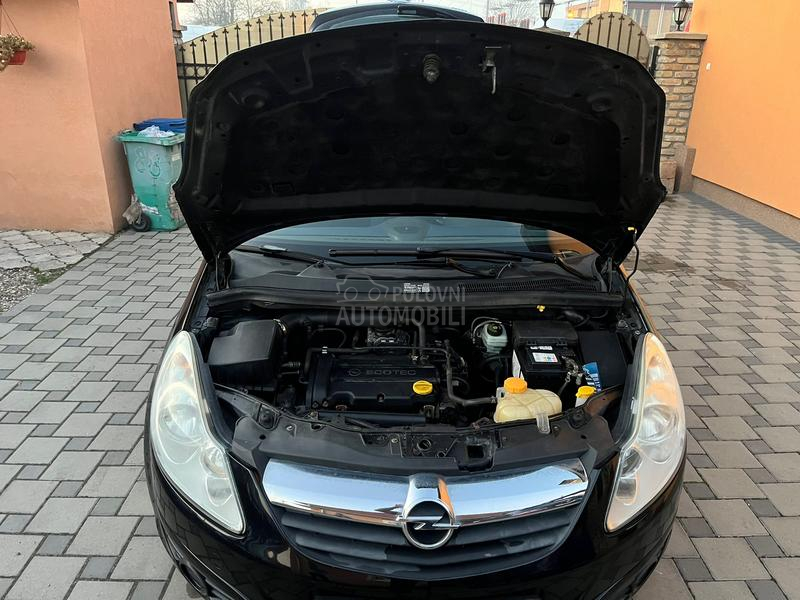 Opel Corsa D 1.2 16v