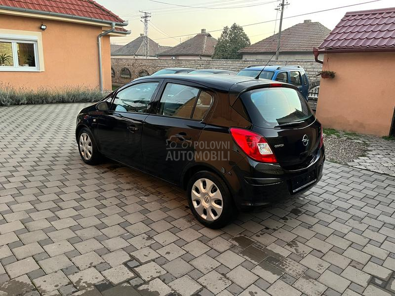 Opel Corsa D 1.2 16v