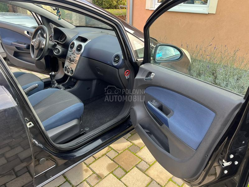 Opel Corsa D 1.2 16v