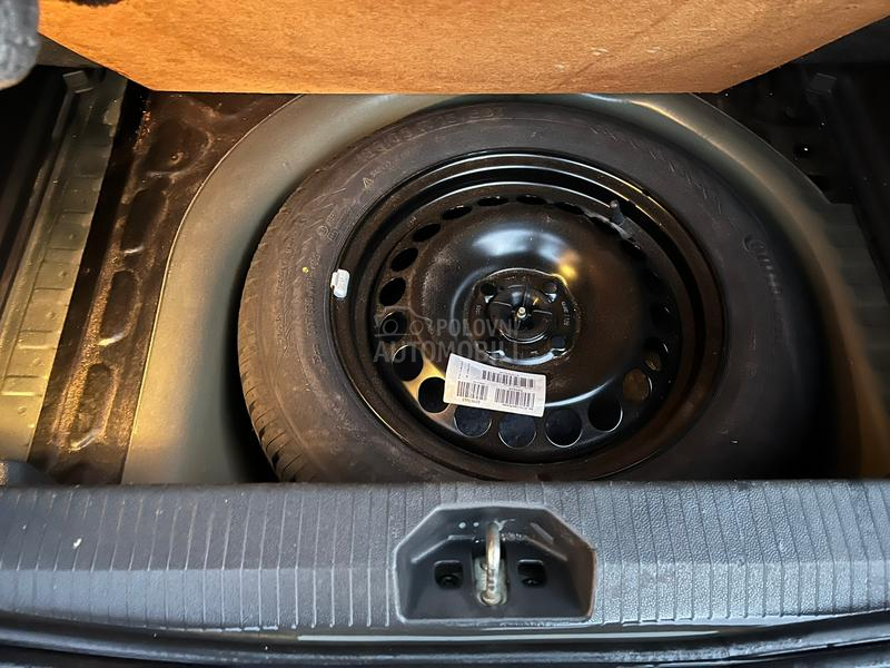 Opel Corsa D 1.2 16v