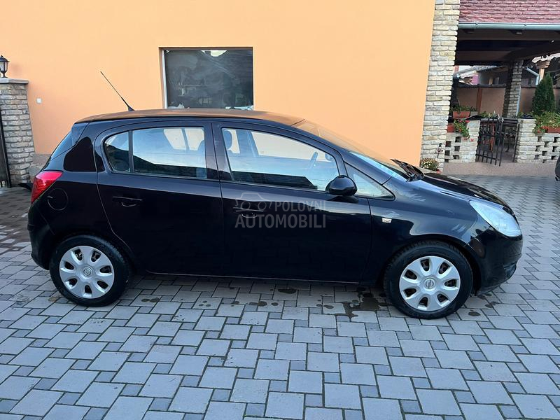 Opel Corsa D 1.2 16v