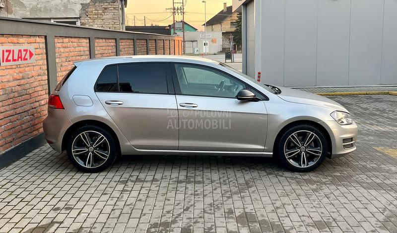 Volkswagen Golf 7 NOV