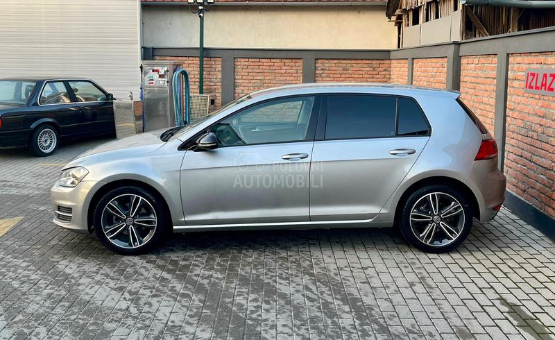 Volkswagen Golf 7 NOV
