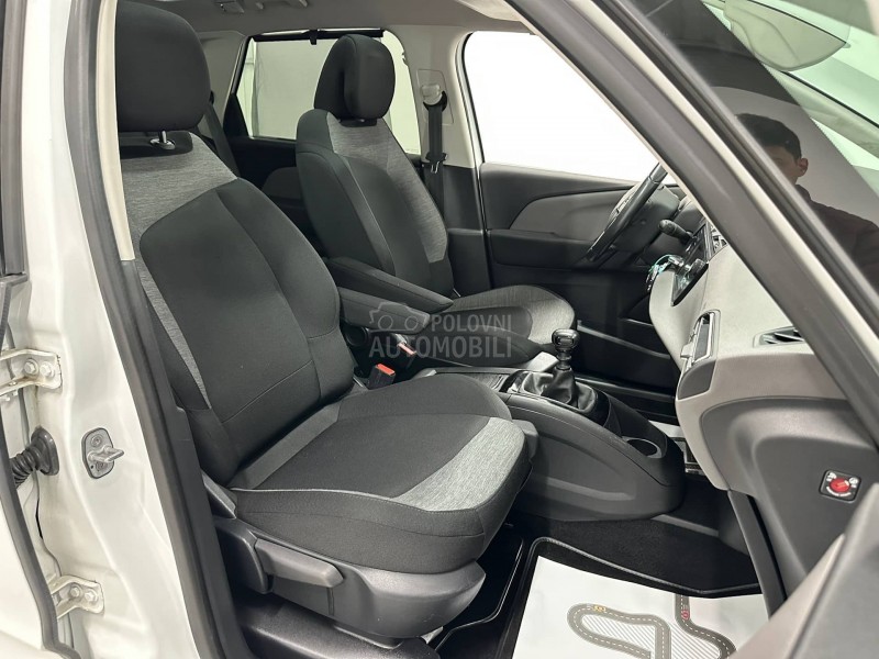 Citroen C4 SpaceTourer 1.2 BUSINESS PAN