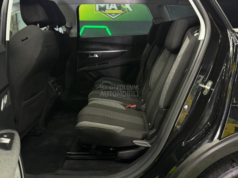 Peugeot 5008 1.5HDI