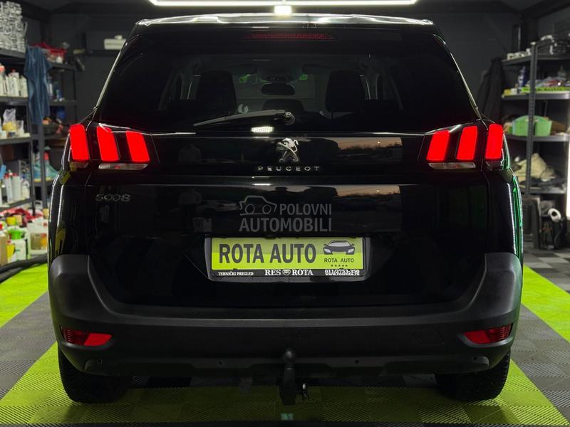Peugeot 5008 1.5HDI