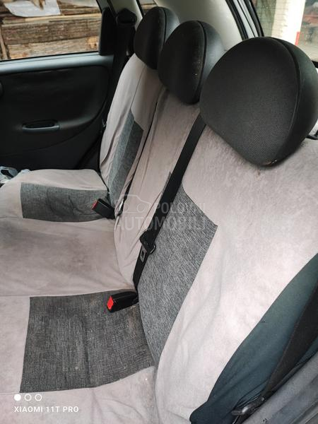 Opel Corsa C Redovno održavan