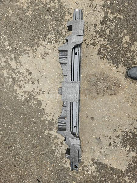 Zadnja greda hecbeck Megane 4