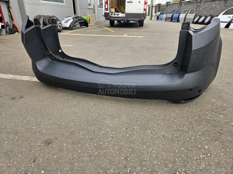 Branik megane 4 karavan 6 senz