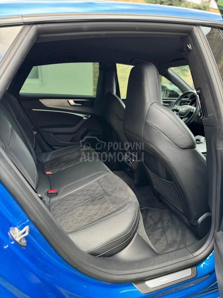 Audi S7 VIRTUAL/M.HIBRID