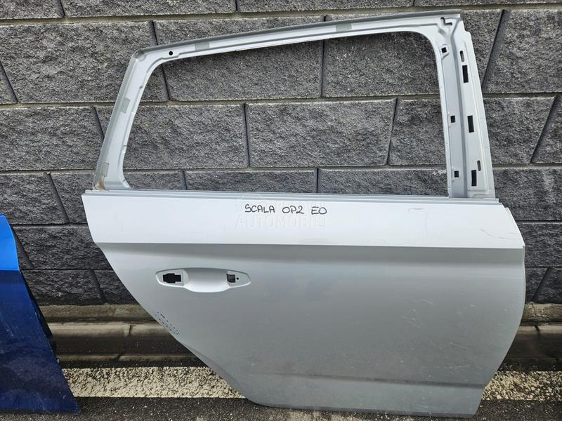 Vrata skala zadnja desna