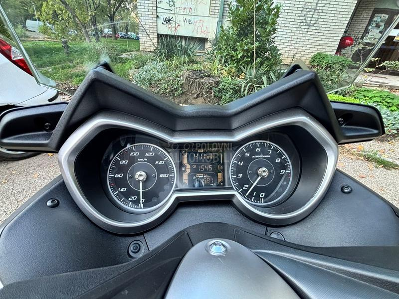 Yamaha X MAX