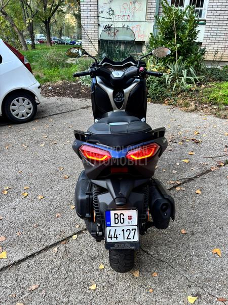 Yamaha X MAX