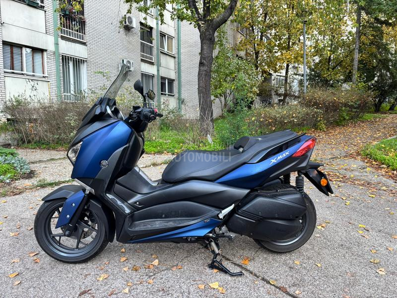 Yamaha X MAX