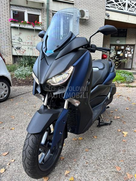 Yamaha X MAX