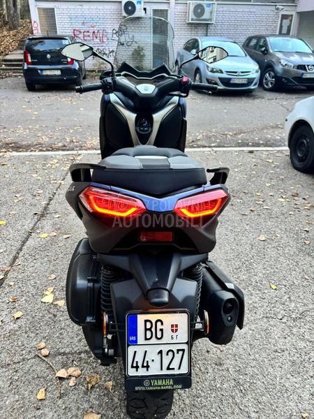 Yamaha X MAX