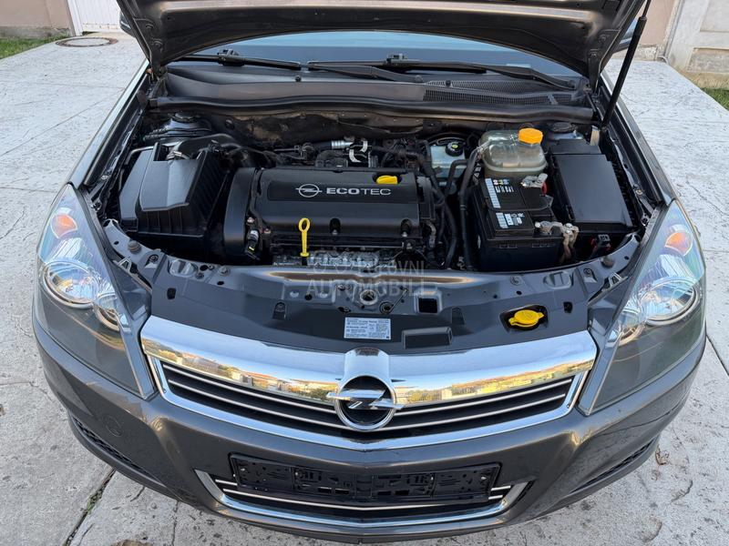 Opel Astra H 1.6 16v ENJOY