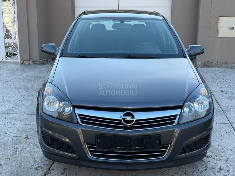 Opel Astra H 1.6 16v ENJOY